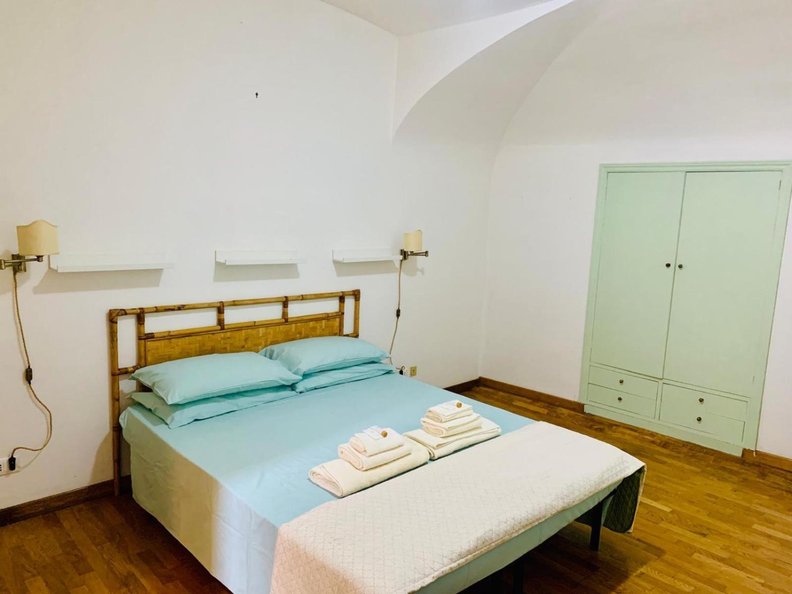 Vacanze Romane Colosseo Apartment Exterior photo